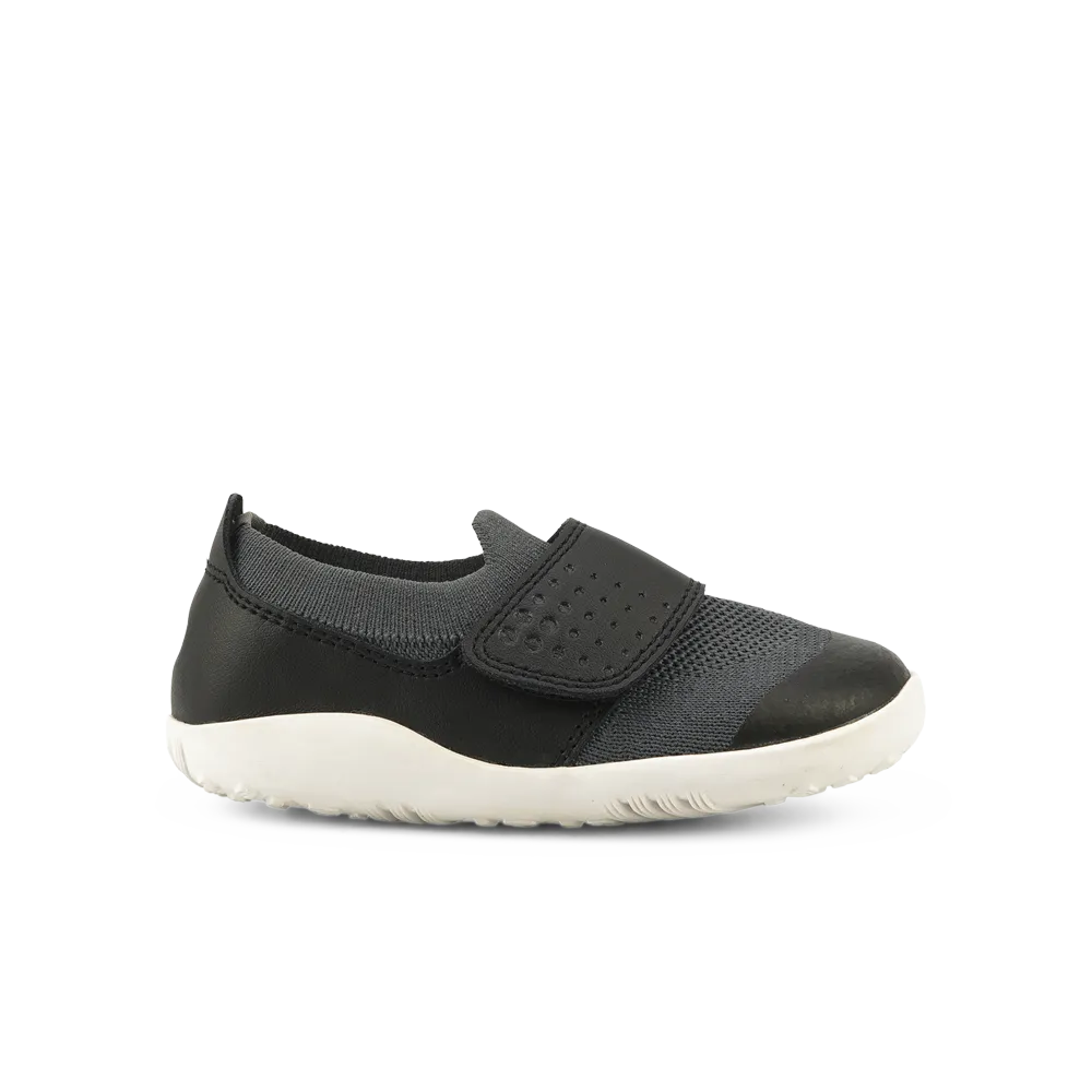 Bobux I-Walk Dimension III Black   Charcoal