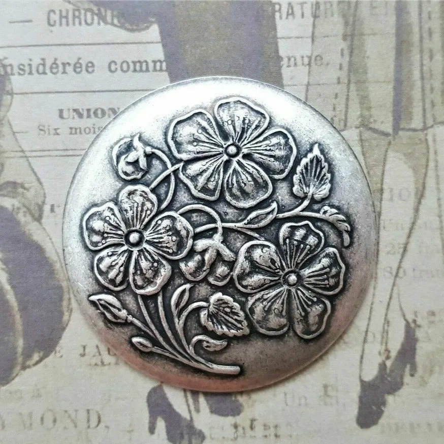 Brass Dogwood Flower Stamping x 1 - 552RAT.