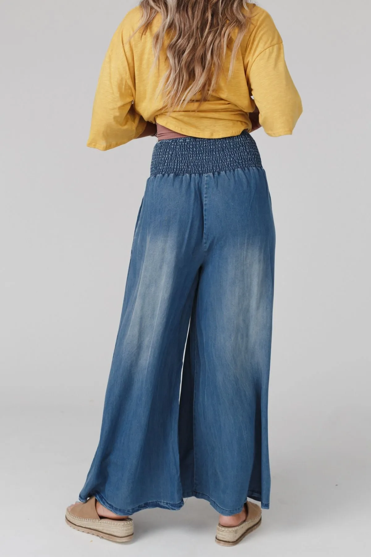 Free Falling Wide Leg Pants - Denim