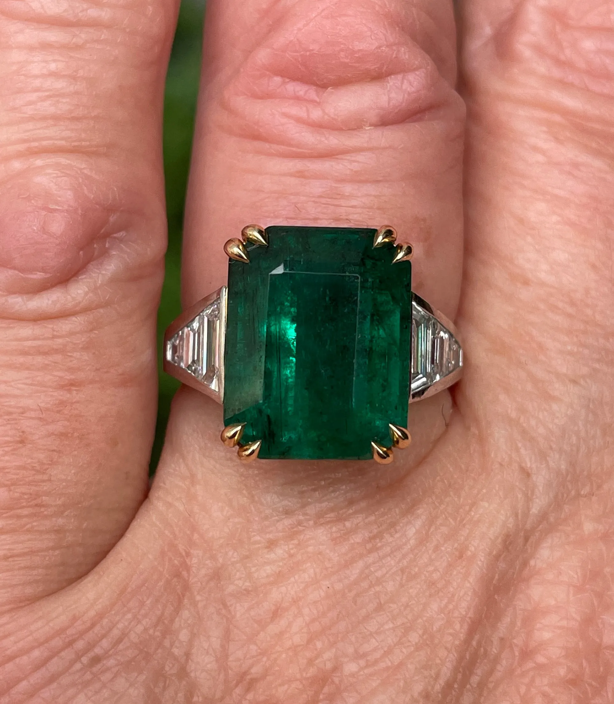 GIA 10.05ct Step cut Rectangular Green Emerald Diamond Plat 18k YG Ring