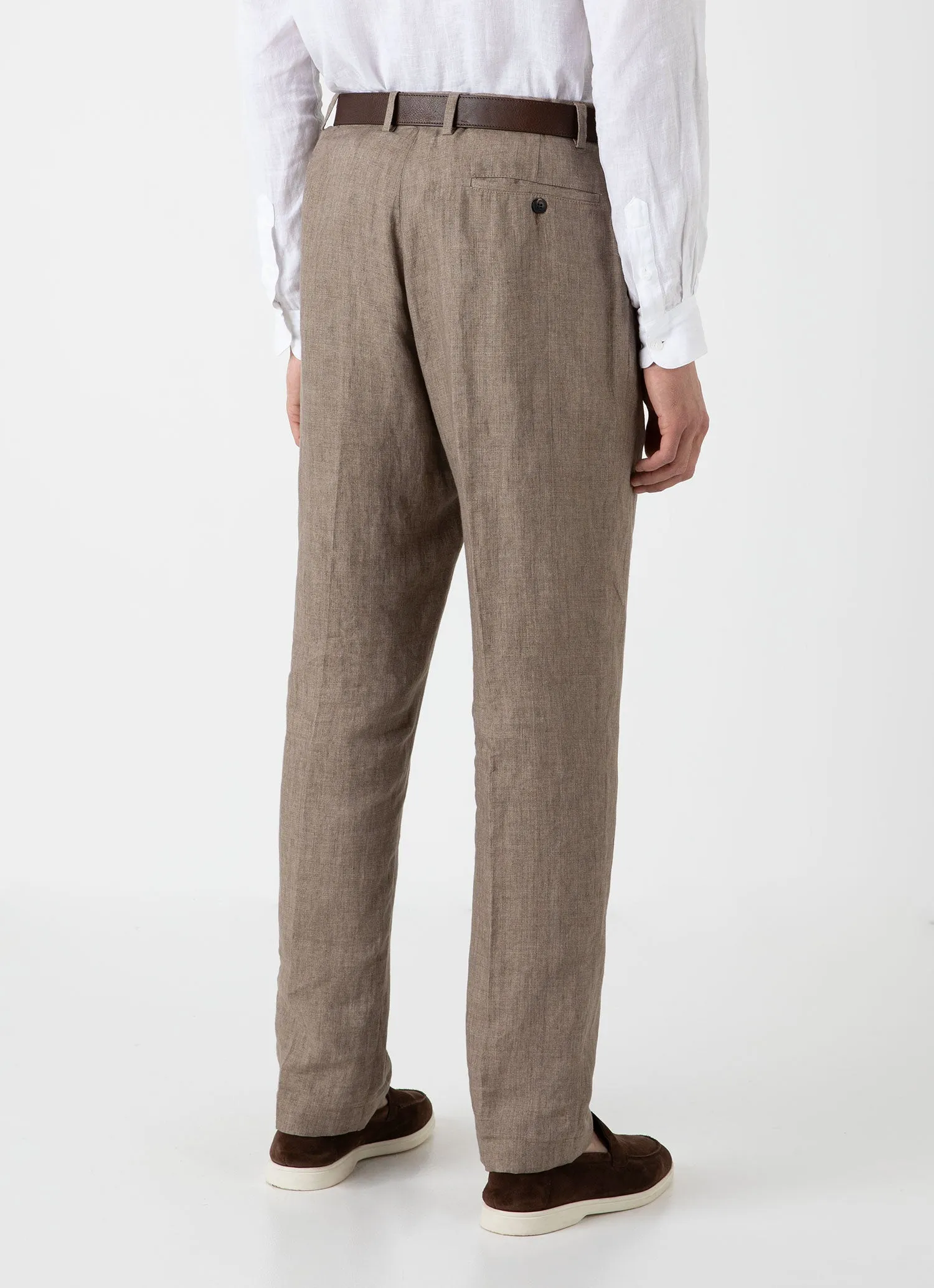 Men's Pleated Linen Trouser in Dark Sand