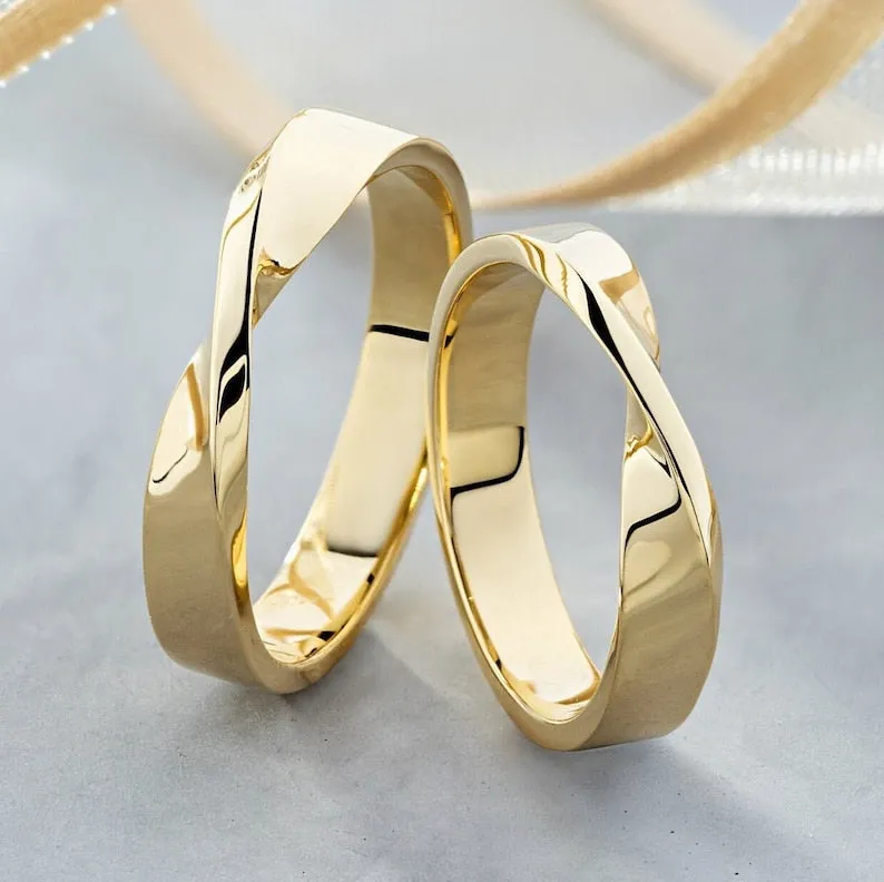 Mobius Strip Style Unique Couple Wedding Ring Set - WM33