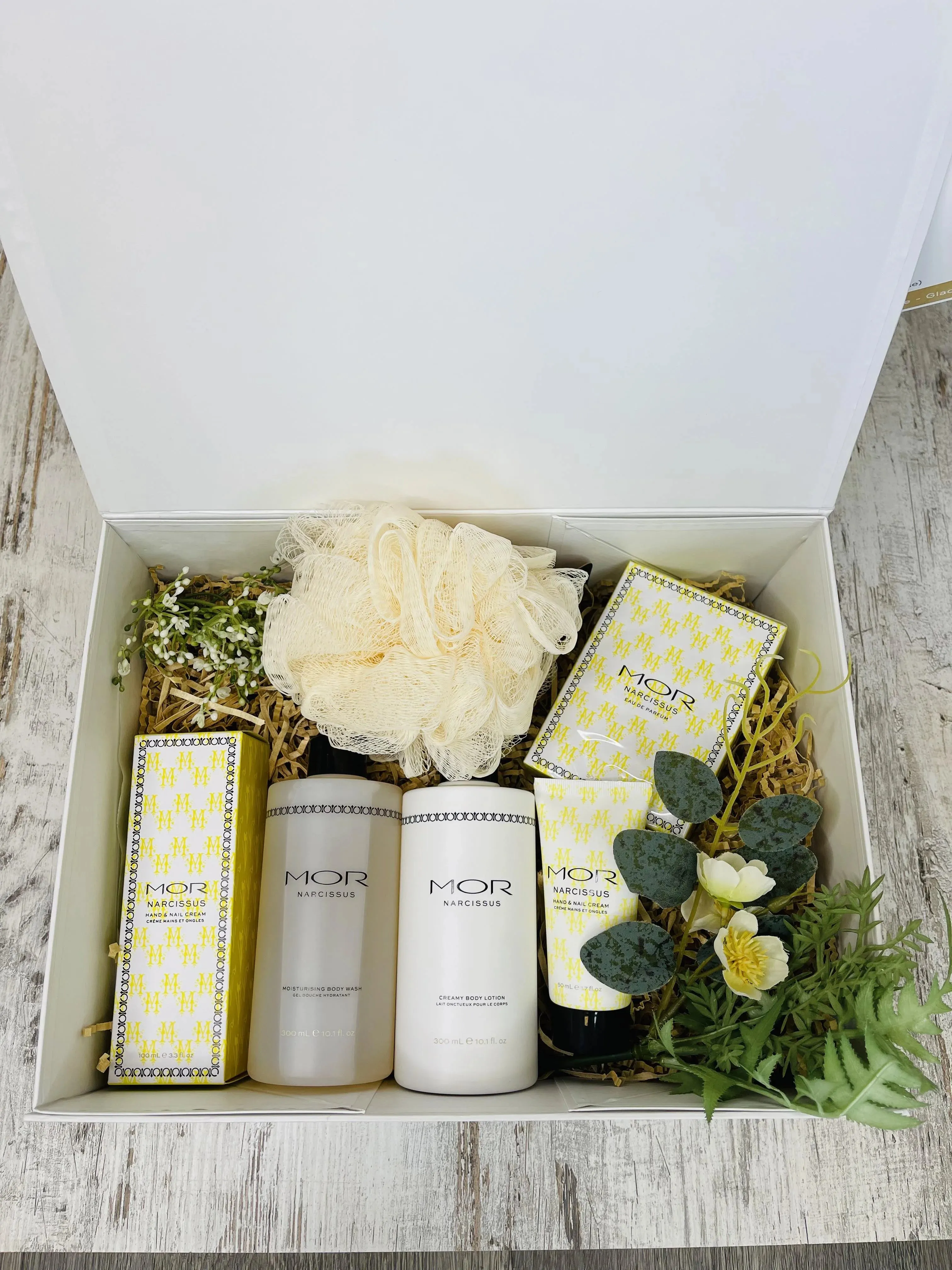 MOR Narcissus 'Pamper Her' Gift Hamper Box