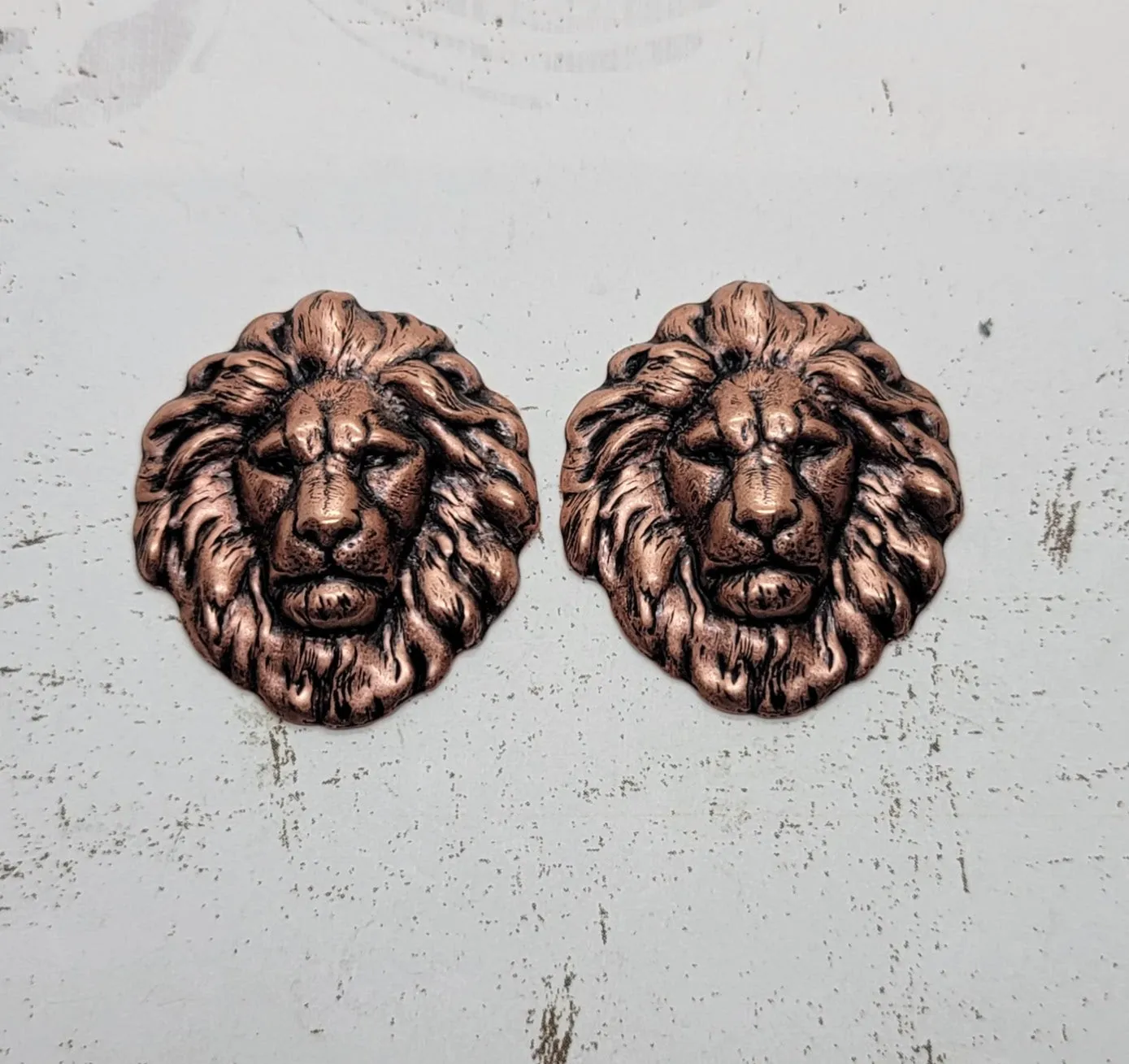 Oxidized Copper Lion Head Stampings x 2 - 7857COSG