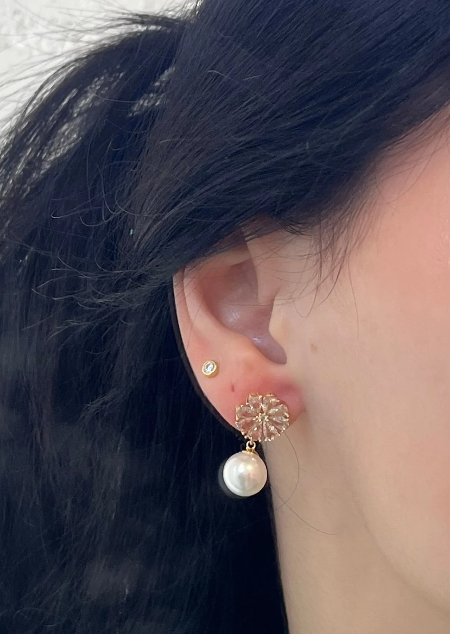 Pearl Flower Power Earring