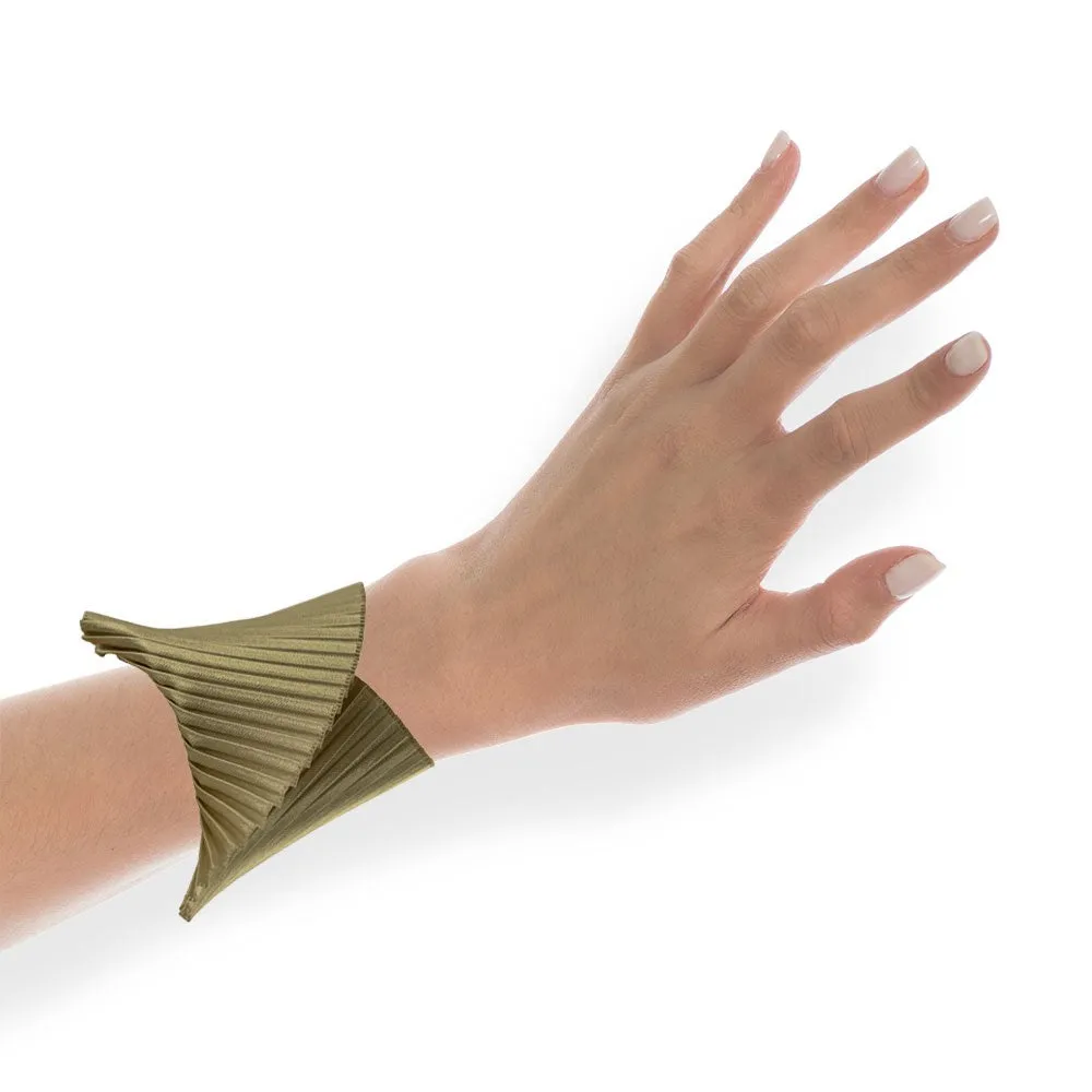 Satin Pleated Bracelet Shell Dark Gold SH-XA