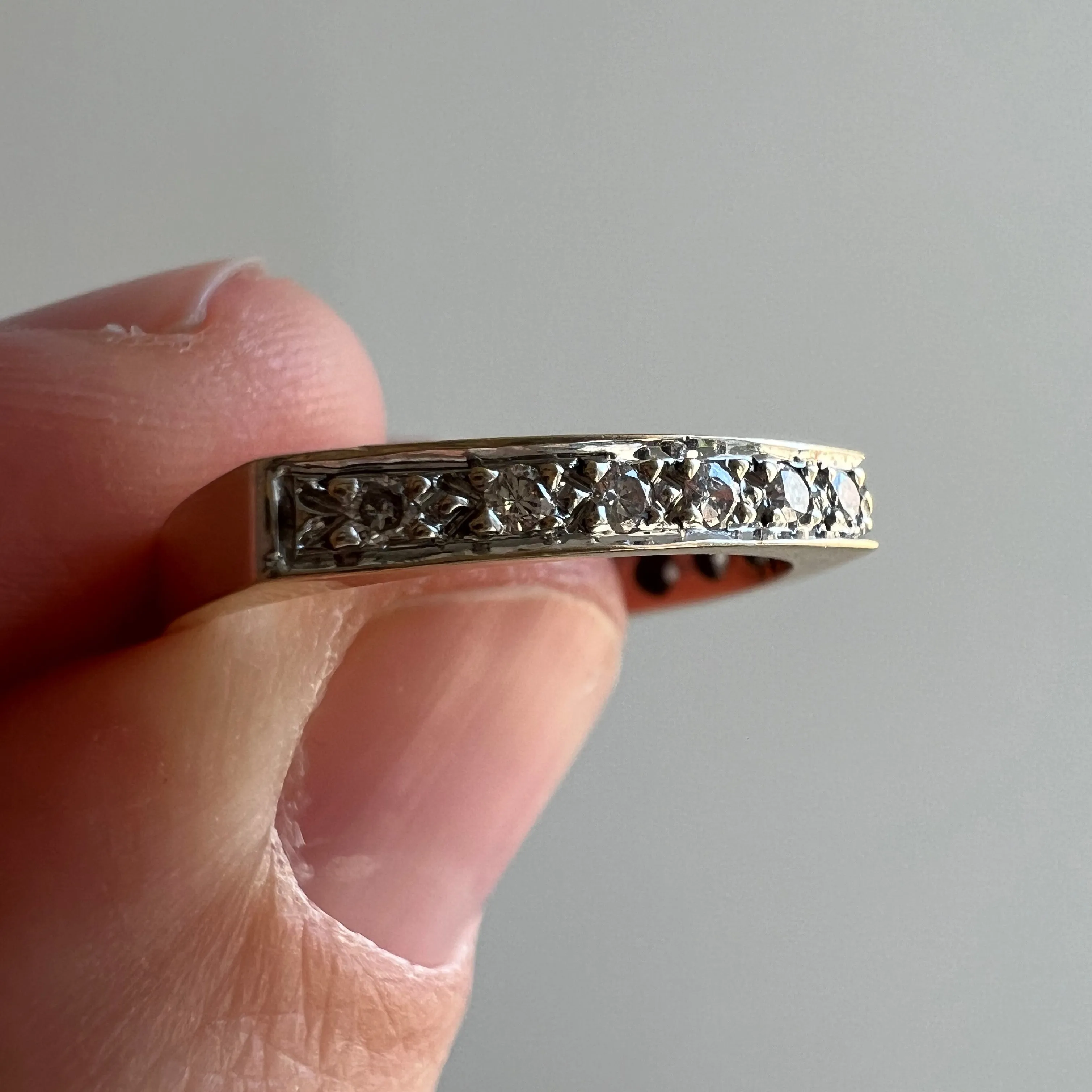 V I N T A G E // shape play / 14k yellow and white gold band with diamonds / size 5.75