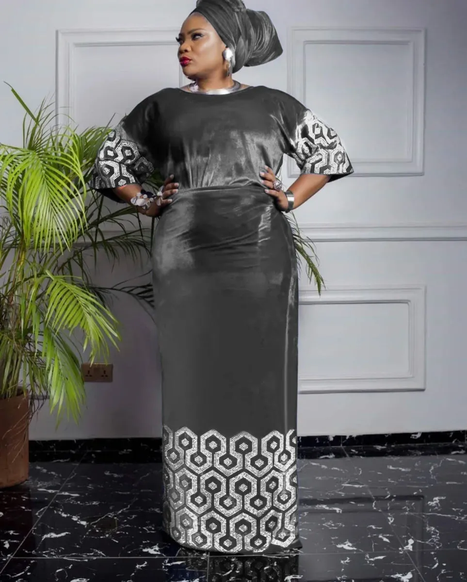 Velvet African Dress for Women – Elegant Long-Sleeve Traditional Attire