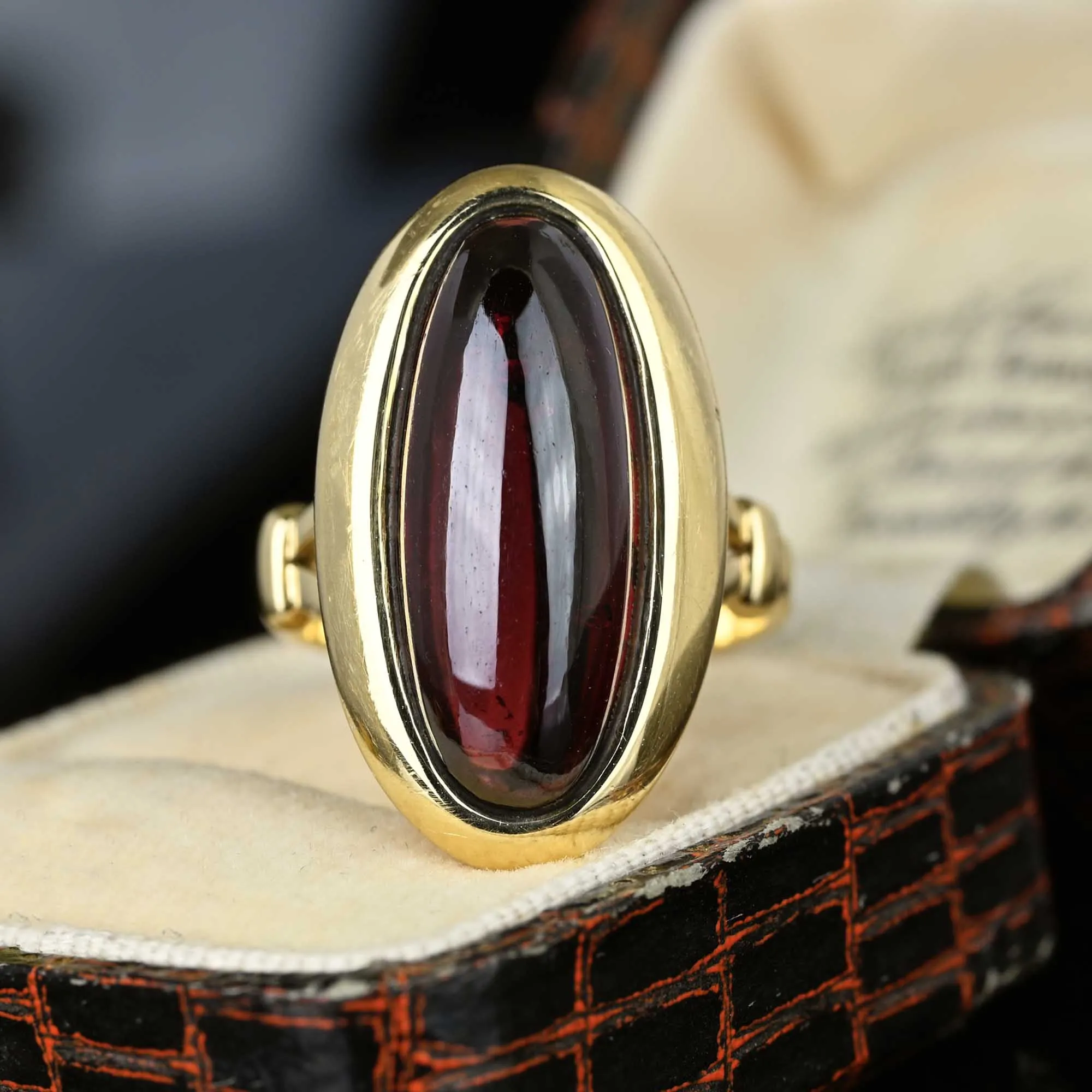 Vintage 14K Gold Garnet Cabochon Cocktail Ring