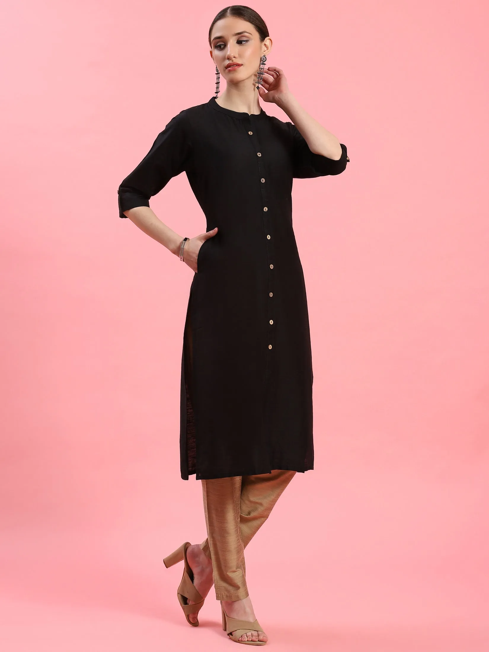 Women Black Solid Kurta