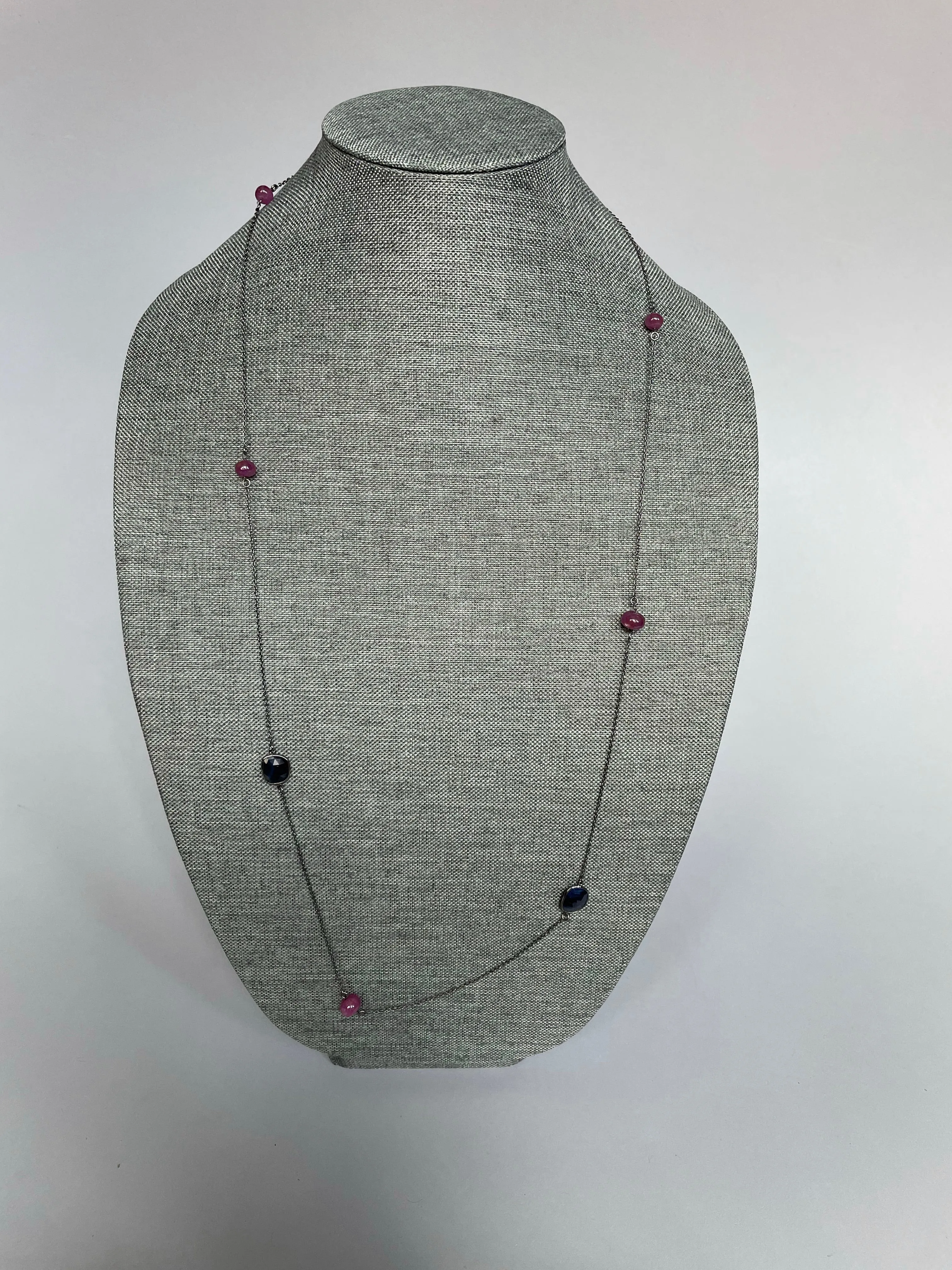 Zaraa Necklace With Ruby And Blue Sapphire